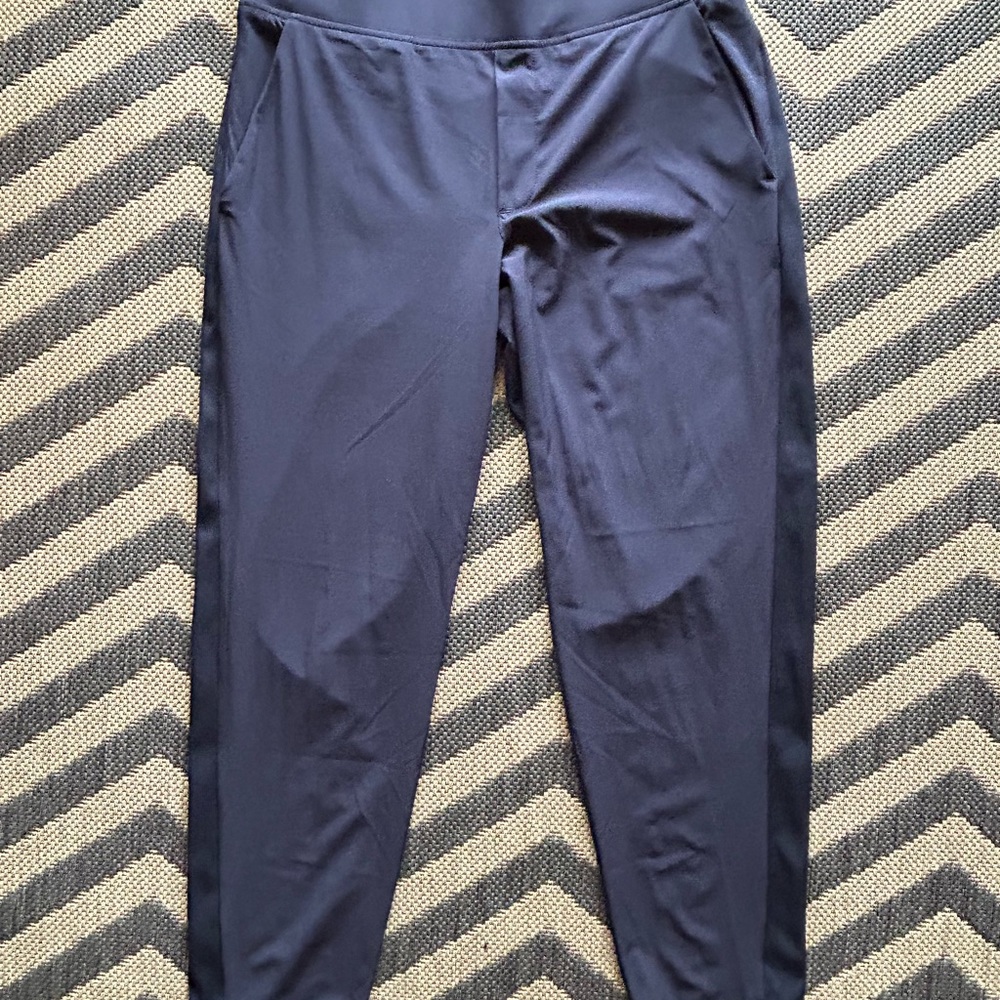 Athleta navy Brooklyn ankle pant